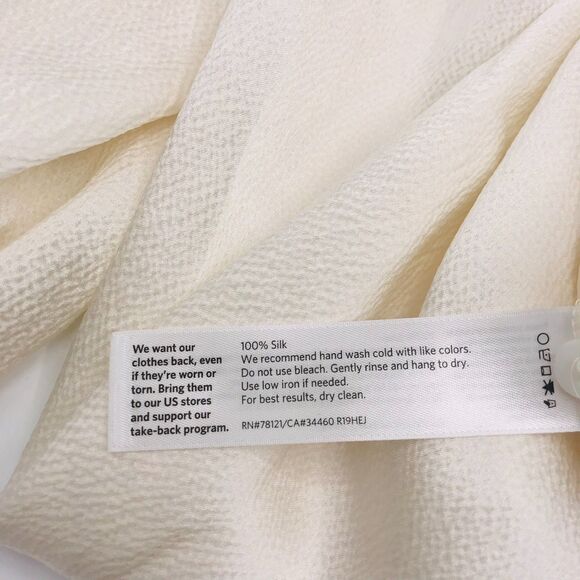 Eileen Fisher Silk Long Sleeve V Neck Blouse Classic Ivory Preppy Women's Size M - Picture 7 of 12